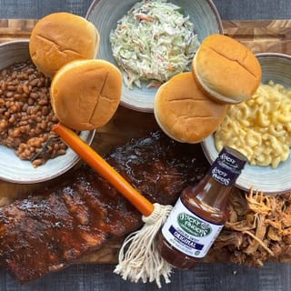 FAMILY MEAL RIBS & BBQ